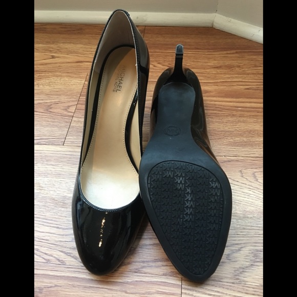 Michael Kors Heels - Picture 5 of 6